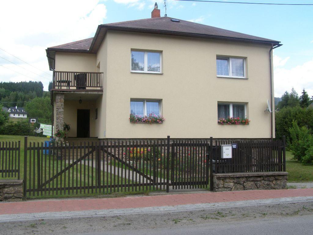 Apartment Vysocina Svratka Rom bilde